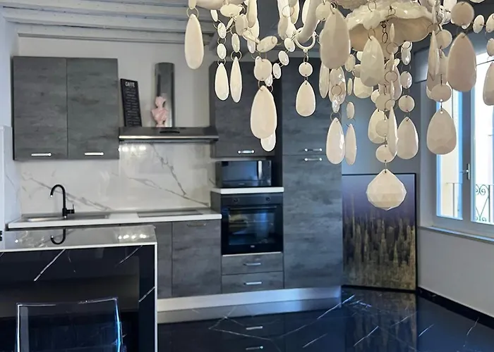 Urban Jungle Tortellinosuite شقة مودينا