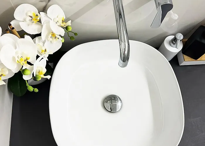 Urban Jungle Tortellinosuite شقة مودينا