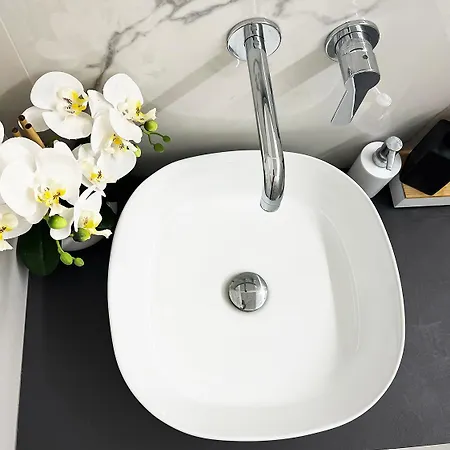 Urban Jungle Tortellinosuite アパート モデナ