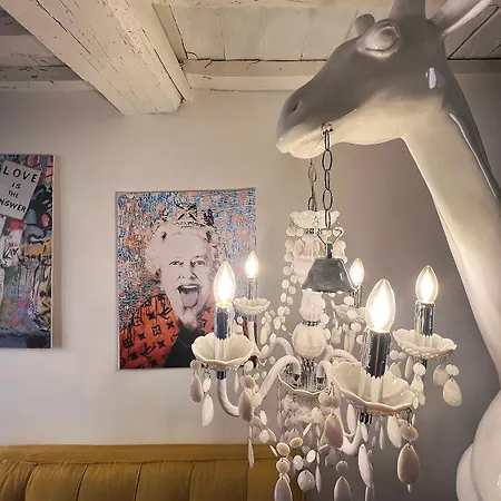 アパート Urban Jungle Tortellinosuite モデナ