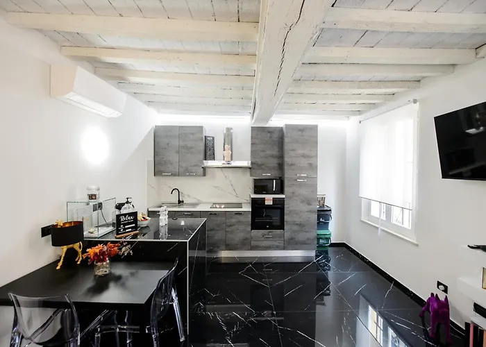 Urban Jungle Tortellinosuite 모데나